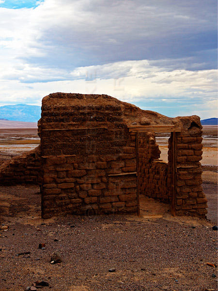 Death Valley ruins